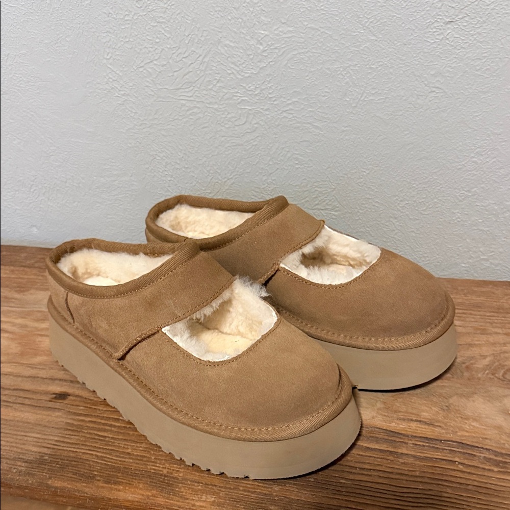 UGG Bea Mary Jane - Picture 8 of 8